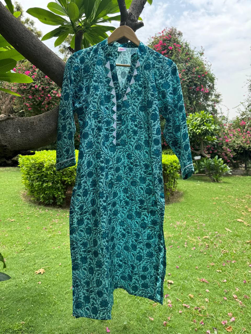 Chinese Collar Kurta With Neck Design